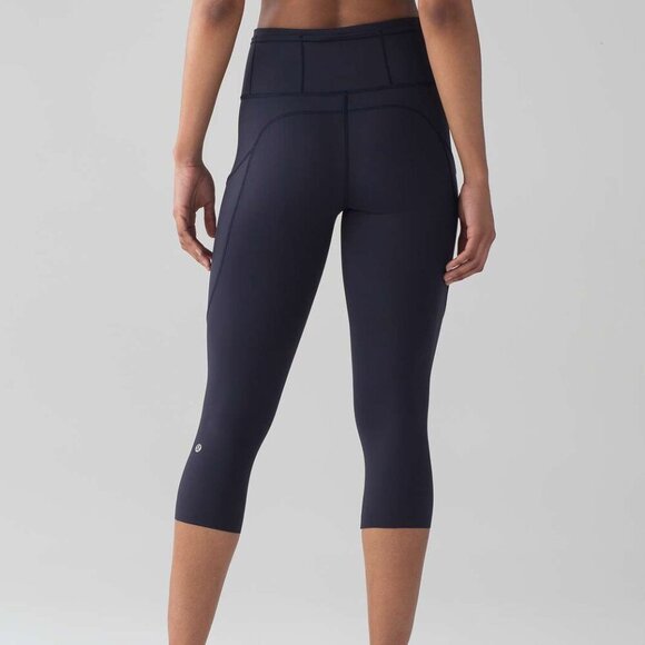 lululemon athletica Pants - Lululemon Fast & Free Crop II *Nulux 19" Leggings Size 4